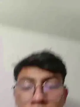 Cam4 Live Porn of lion3hdz1
