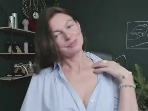 Cam4 Free Live Porn of Vivian_Heart