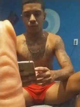 Cam4 Watch Live Sex Cams of Foguinho85