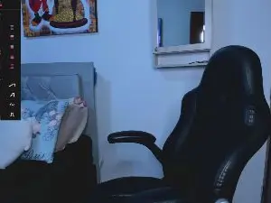 Cam4 Private Sex Chat of SharonWar1