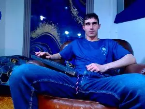 Cam4 Nude Webcam of ___SKYLER____