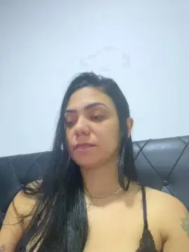 Cam4 Free Live Porn of Nini956