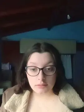 Cam4 Free Live Porn of Yuxxxa