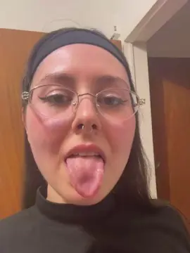 Cam4 Sex Cam of sweet_cute_rina