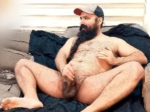 Cam4 Free Porn Cam of BeardedSmoker