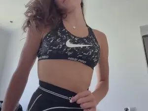 Cam4 Sex Cam of MyrtaJumbo
