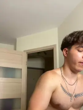 Cam4 Free Live Porn of bravo_maestro