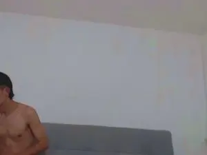Cam4 Live Sex Cam of secretinthemou1