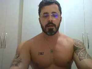 Cam4 Watch Live Sex Cams of Alers87