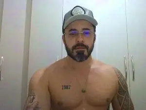 Cam4 Live Porn of Alers87