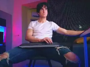 Cam4 Nude Webcam of ChristianLevine