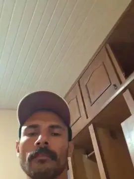 Cam4 Live Porn of macedoxxxbr