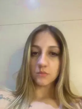 Cam4 Live Porn of Jazblondebaby