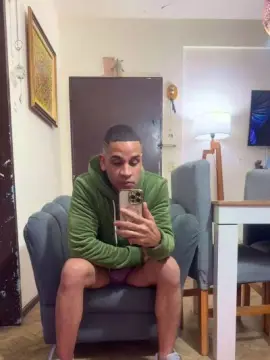 Cam4 Free Porn Cam of matiushott