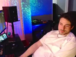 Cam4 Free Porn Cam of DJSexyTime