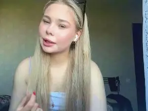Cam4 Sex Chat of MinnaNephew