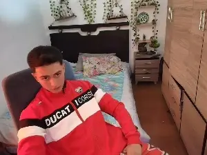 Cam4 Sex Cam of santii_ss