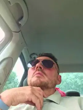 Cam4 Live Porn of bogdanclau1