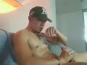 Cam4 Adult Video Chat of alejo1295_