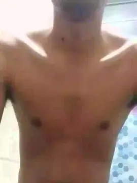 Cam4 Live Sex of MlkPentelhud0