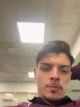 Cam4 Private Sex Chat of ThomasRM98