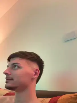 Cam4 Live Sex Cam of ThomasRM98