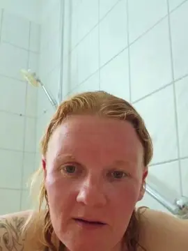 Cam4 Live Sex of RoteZora85