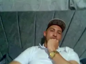 Cam4 Adult Video Chat of luis_vergon_