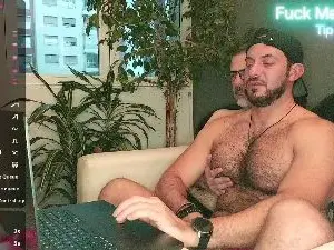 Cam4 Live Porn of arielenbsas