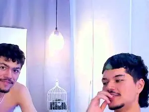 Cam4 Best live sex cam show of Briian__
