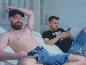 Cam4 Watch Live Sex Cams of johnnylove22