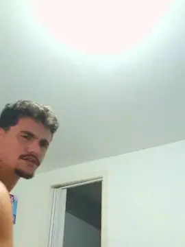 Cam4 Sex Cam of Levi_Henrique
