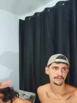 Cam4 Adult Video Chat of Levi_Henrique