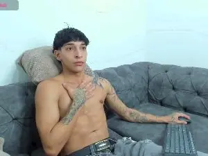 Cam4 Nude Webcam of KroyWave