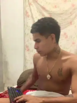 Cam4 Free Live Porn of MARENTO23CMM