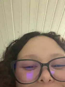 Cam4 Watch Live Sex Cams of AnnezinhaHot