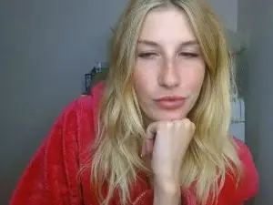 Cam4 Adult Webcam of Evelyn_21_m