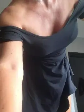 Cam4 Best Webcam of luxxe25