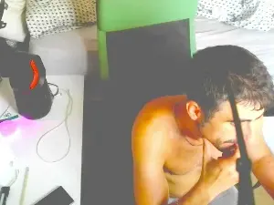 Cam4 Free Live Porn of rik_1
