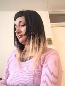 Cam4 Free Porn Cam of EroMiauEro