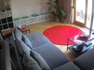 Camsoda Live Sex Cam of voyeurcam-julmodels-living-4