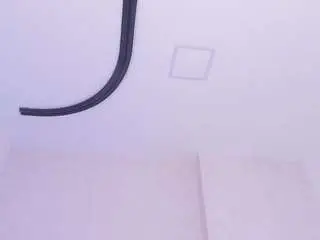 Camsoda Sex Cam of carolina-foxx