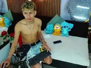 Camsoda Free Live Porn of skinny-cute-alyer