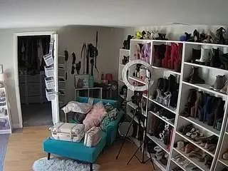 Camsoda Free Live Porn of voyeurcam-missoliviablack-03