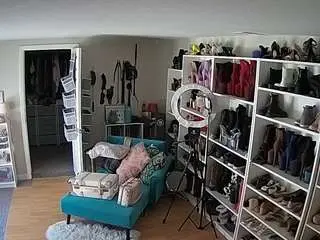 Camsoda Sex Cam of voyeurcam-missoliviablack-03