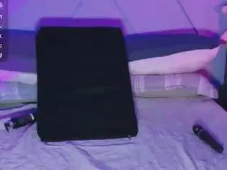 Camsoda Sex Cam of emmajohnss