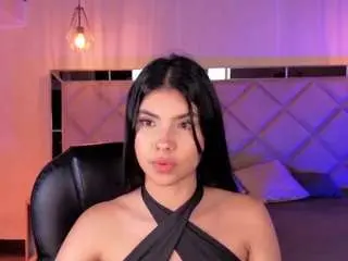 Camsoda Sex Cam of mialaurence