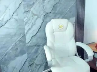 Camsoda Watch Live Sex Cams of laurent-moore