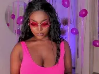 Camsoda Free Porn Cam of savannahstorm