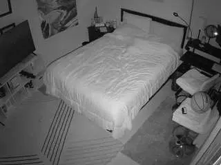 Camsoda Adult Video Chat of voyeurcam-hornyhostel-01